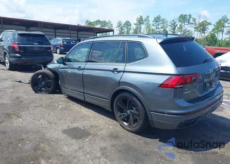 2024 Volkswagen Tiguan 2.0T Se R-Line Black z USA, uszkodzony, nr VIN 3VVCB7AX2RM212440